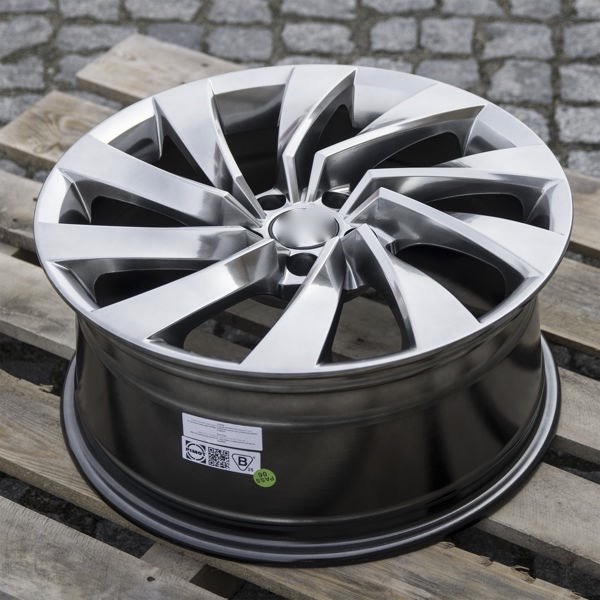 pol_pl_Felgi-Aluminiowe-18-5×112-Carbonado-Hyena-DHB-47096_5 pol_pl_Felgi-Aluminiowe-18-5×112-Carbonado-Hyena-DHB-47096_5